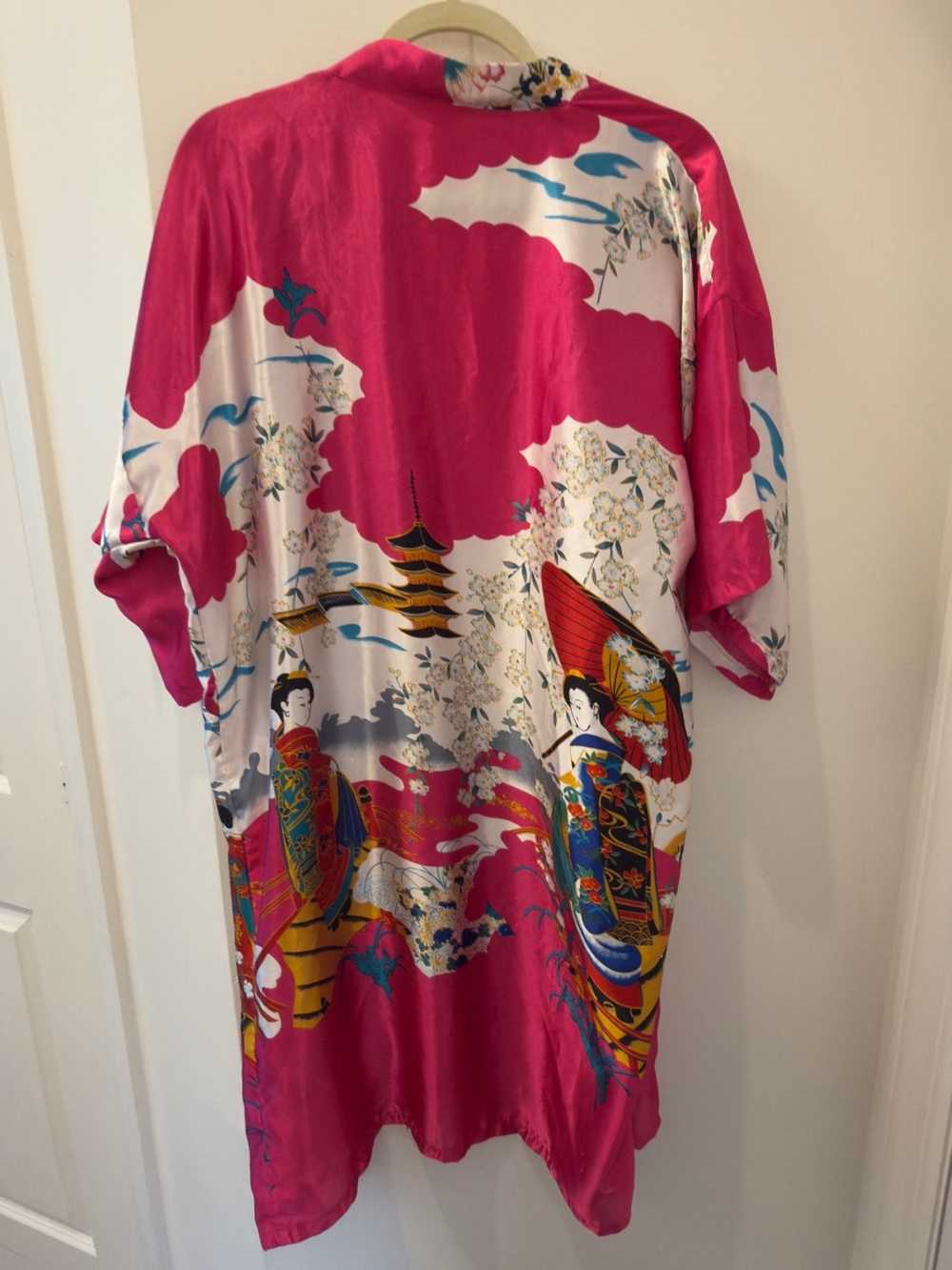 Pink Floral Geisha Satin Kimono Robe - Picture 2 of 2